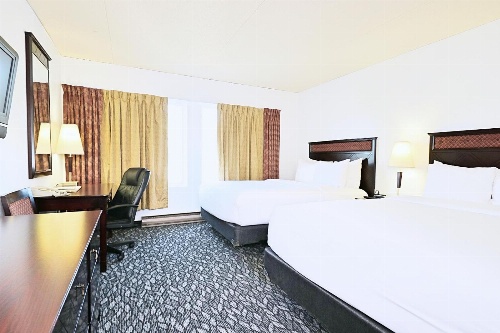 LELUX Hotel image 3